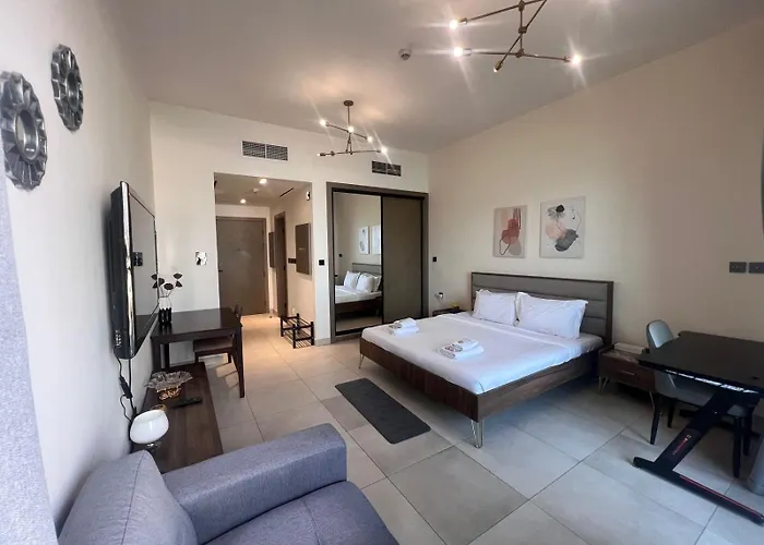 Spacious Apartment At Business Bay Canal L 10 Minutes To Dubai Mall L Burj Khalifa L Downtown